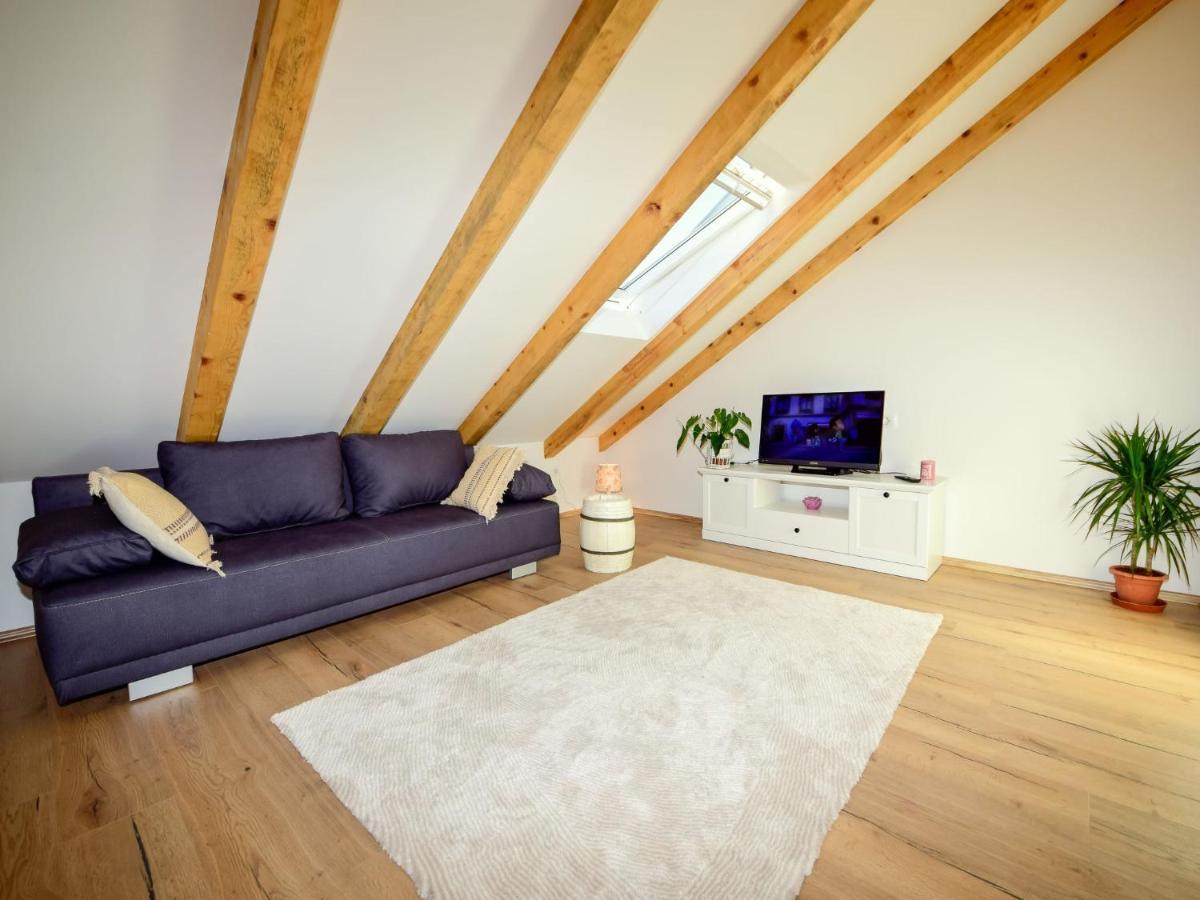 Holiday Home Lara By Interhome Omis Luaran gambar