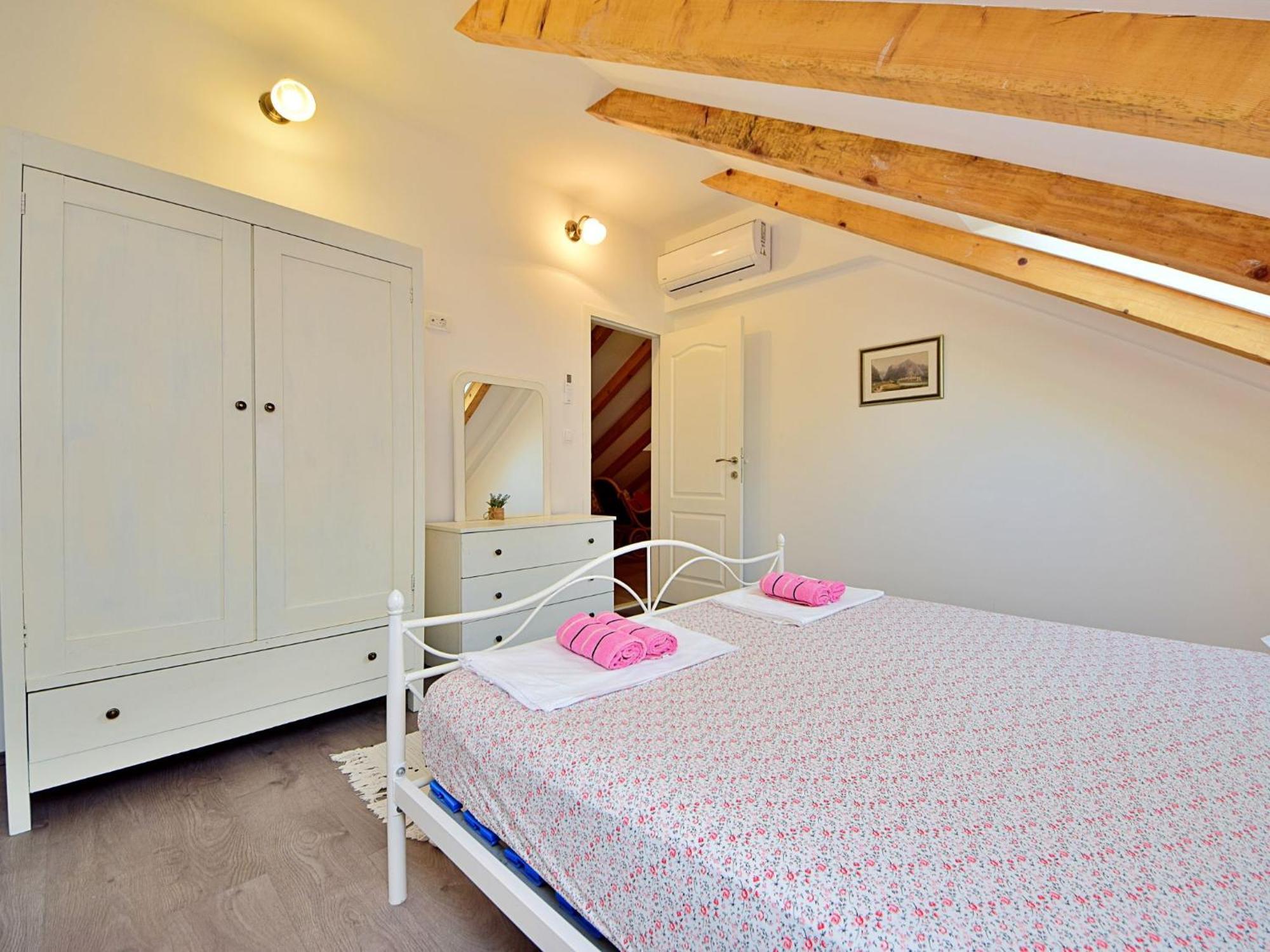 Holiday Home Lara By Interhome Omis Luaran gambar